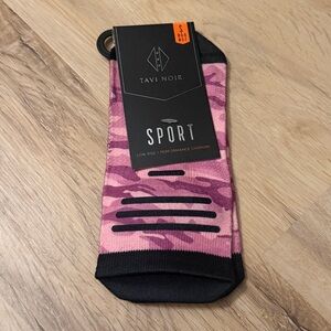 😀 Tavi Noir Pink Camo Athletic Socks